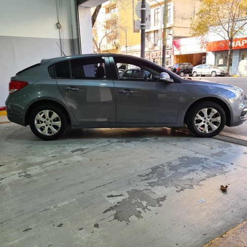 Imagen 3 de 25 de Chevrolet Cruze Usado 2016 1.8 Lt Mt 5 P