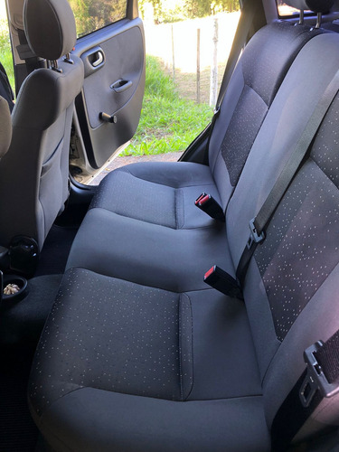 Chevrolet Corsa Sedan 1.0 Premium Flex Power 4p