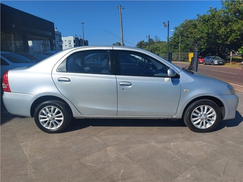 Imagem 5 de 12 de Toyota Etios 1.5 Xls Sedan 16v Flex 4p Manual