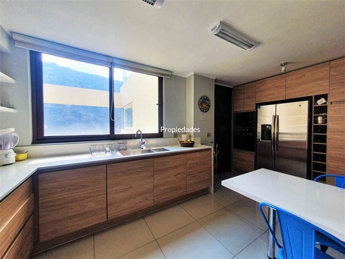 Imagen 12 de 30 de Departamento En Venta De 4 Dorm. En Vitacura