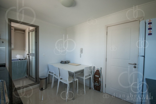 Imagen 6 de 26 de Apartamento En Mansa, 3 Dormitorios En Edificio Con Servicios. Punta Del Este