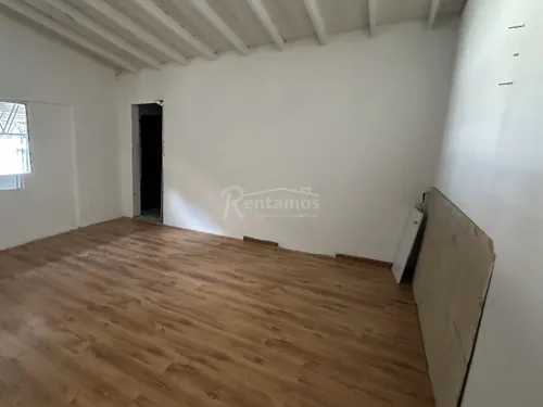 Local En Arriendo En Laureles. Cod A776028