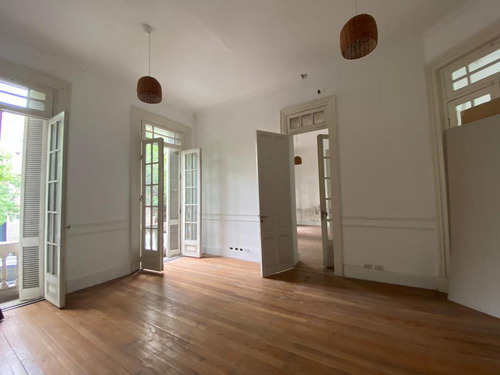 Petit Hotel En Palermo Viejo En Venta - Palacio Estilo Francés, Propiedad Única