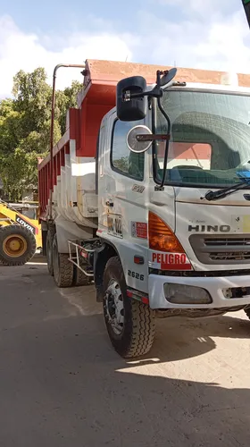 Hino, Dobletroque