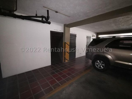 Imagen 21 de 22 de Mls. #22-22192 Hermoso Apartamento,espacioso, Con Claridad Natural Que Hace Sentir Un Hogar Cálido Y De Confort , Pisos De Mármol , Cocina Actualizada. Afm.