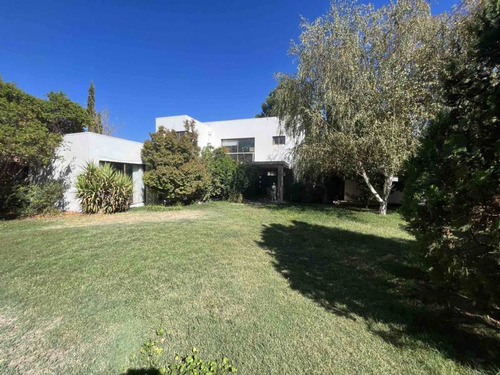 Escuchamos Tu Oferta - Condominio El Golf Rinconada