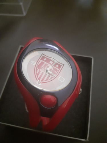 Imagen 2 de 2 de Reloj Nike Deportivo De Dama