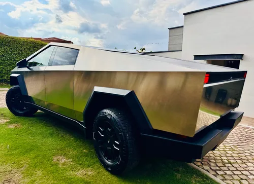 Tesla Cybertruck Foundation Series All Wheel Drive 4x4