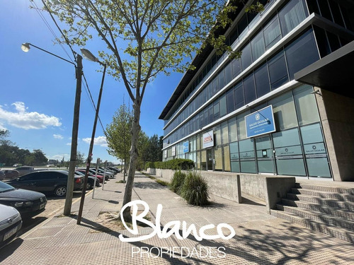 Imagen 21 de 26 de Blanco Propiedades - Excelente Studio En Venta En Edificio Agora Iii - Pilar
