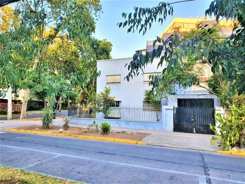 Imagen 5 de 6 de Casa Esquina Comercial En Barrio Las Lilas Providencia