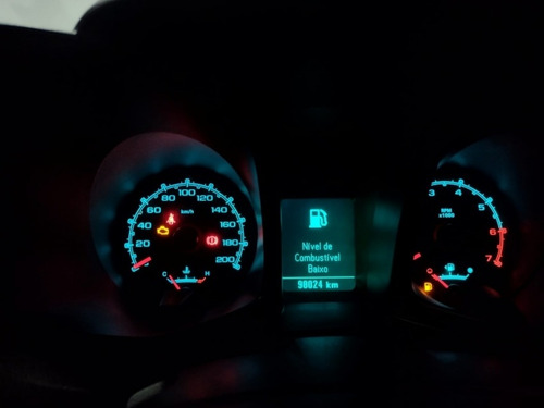 Imagem 8 de 10 de Chevrolet S10 2.4 Advantage