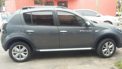 Renault Sandero Stepway 1.6 Confort