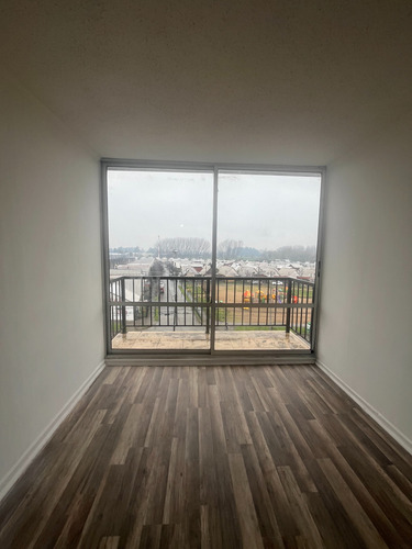 Arriendo Departamento Condominio Cumbres Del Retiro