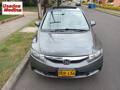 Honda Civic 1.8 Ex 4 p