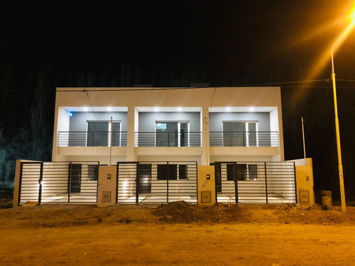 Venta Duplex Alta Calidad 2 Dorm Barrio Perticone , Centenario, Neuquen