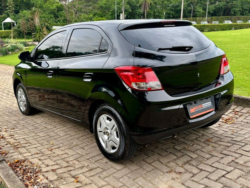 Chevrolet Onix 1.0 MPFI LT 8V FLEX 4P MANUAL