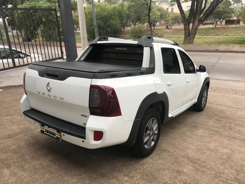 Imagen 8 de 12 de Renault Duster Oroch 2.0 Outsider Plus 2016
