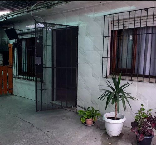 3 Casas+apto U$s 120000+saldo Financiado!