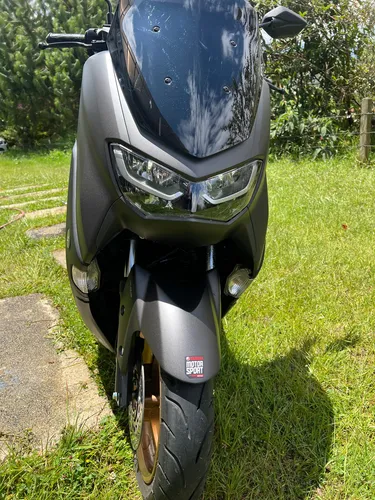 Está Muy Nueva Cero Rayón 1 Mes De Comprada En Garantía Aún