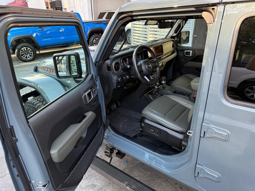 Jeep Gladiator 3.6 Mojave 4X4 At