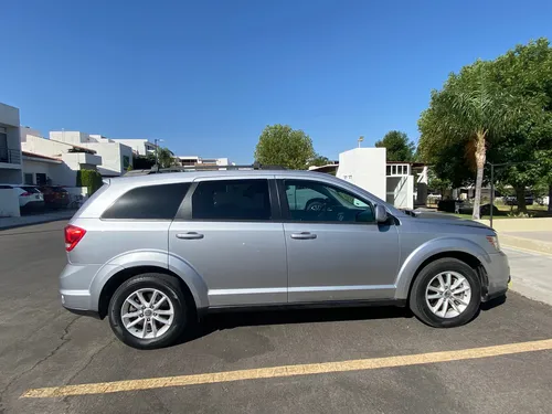 Dodge Journey 2.4 Sxt 7 Pas. At