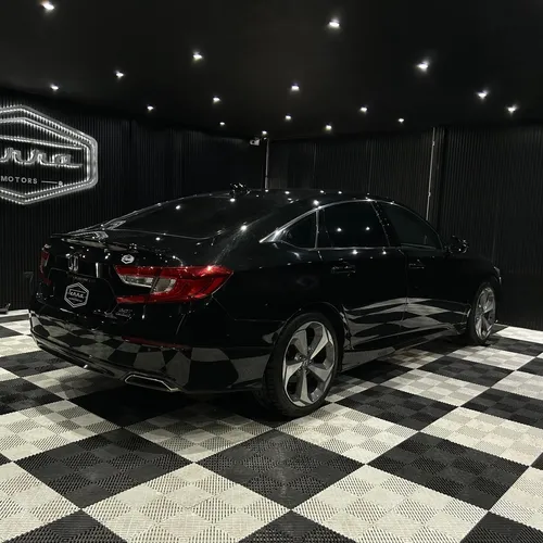 Honda Accord 2.0 Touring At