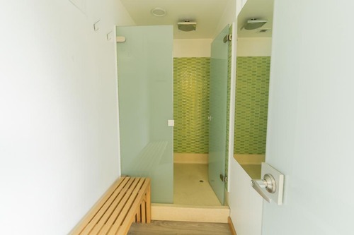 Oficina En Arriendo En Centro Internacional. Cod A1094008