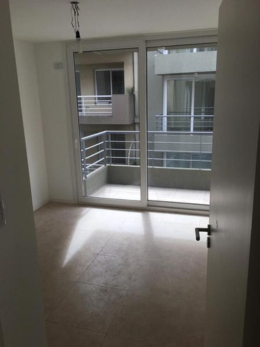 Peron 1500 Depto. 2 Amb Con Balcon 50.21mts Apto Profesional, Coch. Optativa