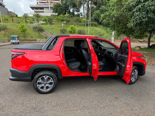 Fiat Strada 1.3 Volcano Cab. Dupla 16v Flex 4p 5 marchas