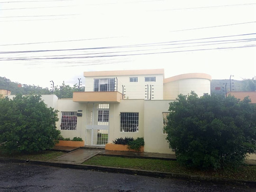 Imagen 2 de 25 de Hermosa Casa En Alquiler En Colinas De Guataparo (lv401)