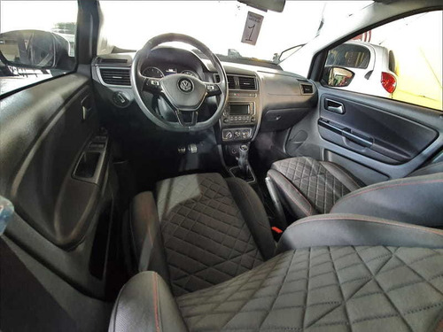 Volkswagen Fox Highline 1.6 16v Msi