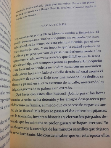 Dulce Maria González Elogio Del Triangulo Libro Muy Raro (Usado)