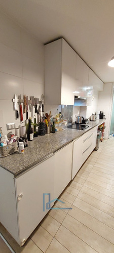 Venta Depto. En Primer Piso. Excelente Ubicación En Ñuñoa
