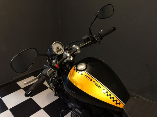 Imagen 2 de 18 de Moto Guzzi 900 V9 Bobber No Ducati 400 800 Icon
