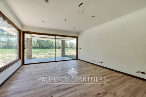 Sector Poniente, Casa Completamente Remodelada En ...