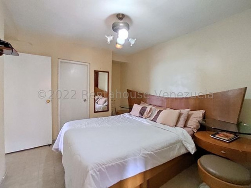 Imagen 12 de 23 de Apartamento En Venta Urb. San Pablo Lc#23-3027