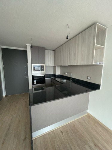 Arriendo Depto 1d1b Frente A Bupa, Macul Con Est. Opcional