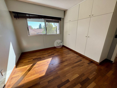 Venta Apartamento 4 Dormitorios En Carrasco