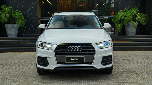 Audi Q3 1.4 TFSI AMBIENTE FLEX 4P S TRONIC