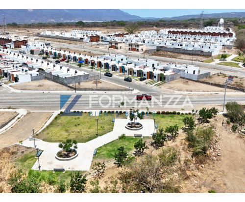 Casa Nueva Santorini En Preventa En Montellano Ii En V De Á