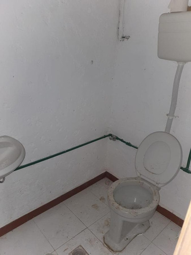 Imagen 8 de 9 de Colón Esq Piedras