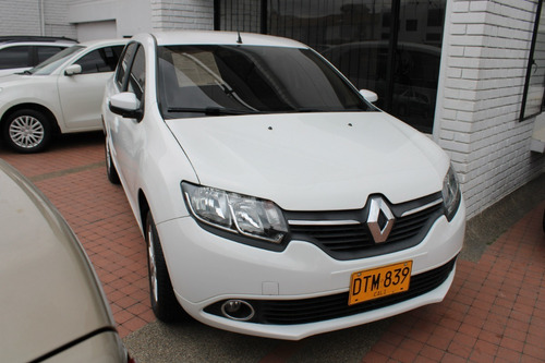 Imagen 4 de 17 de Renault Logan Privilege