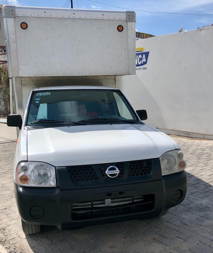 Imagen 3 de 12 de Nissan Np300 2014 Caja Seca Tm