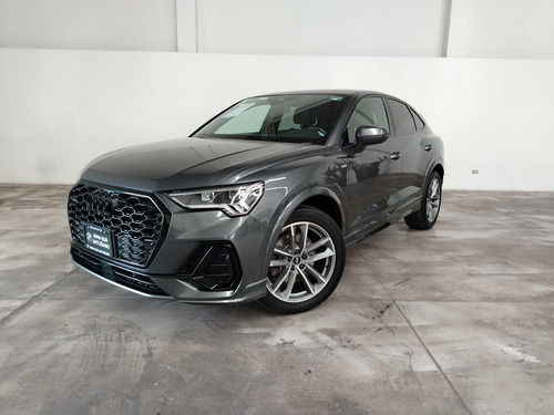 Audi Q3 2.0 SB 40 TFSI S line At