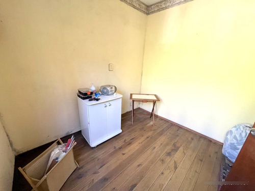 Venta Casa, A Dos Cuadras De 8 De Octubre, 3 Dormitorios