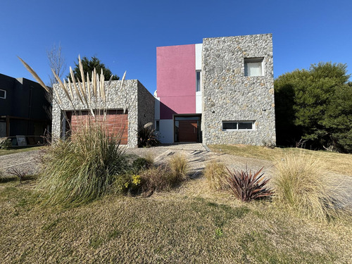 Casa En Venta En Costa Esmeralda - Golf