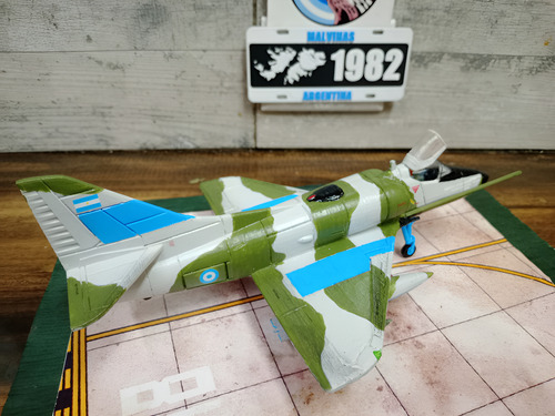 Maqueta De Avión Argentino A-4c Skyhawk Escala 1/48 Malvinas