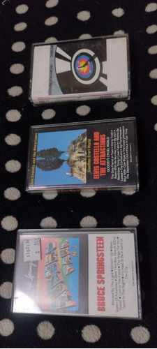 Lote 3 Cassettes Americanos( Elvis Eagles Elo Doors Beatles)