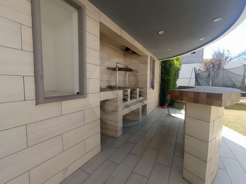 Renta O Venta Casa 7 Habs. De Lujo En Fuente De Las Lomas En Interlomas