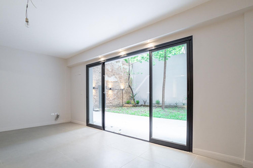 Venta Departamento 5 Ambientes Con Patio Recoleta
